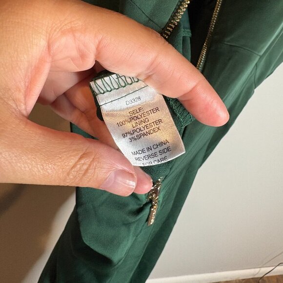 NWT Alexia Admor Wide-Leg Satin Jumpsuit Dark Green - Picture 8 of 8